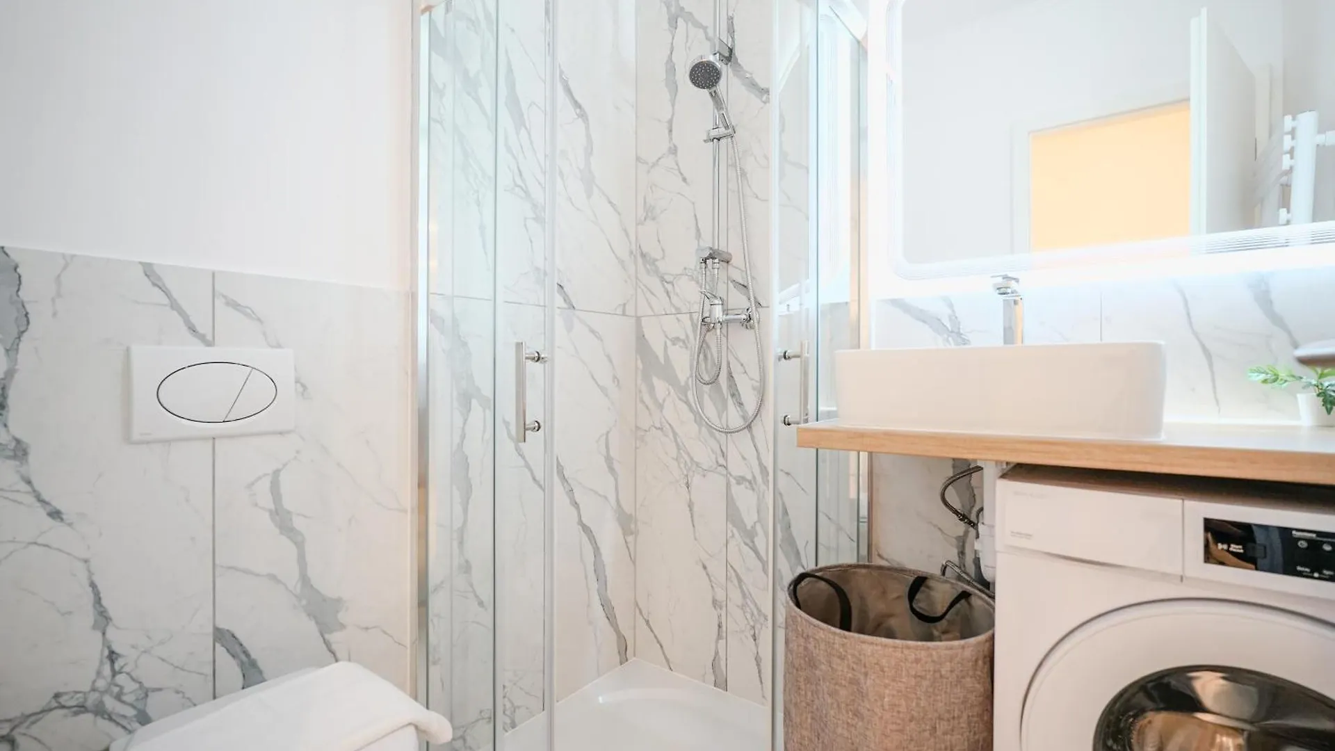 H57 - Harsfa City Haven - Best Location By Bqa Budapest Apartment